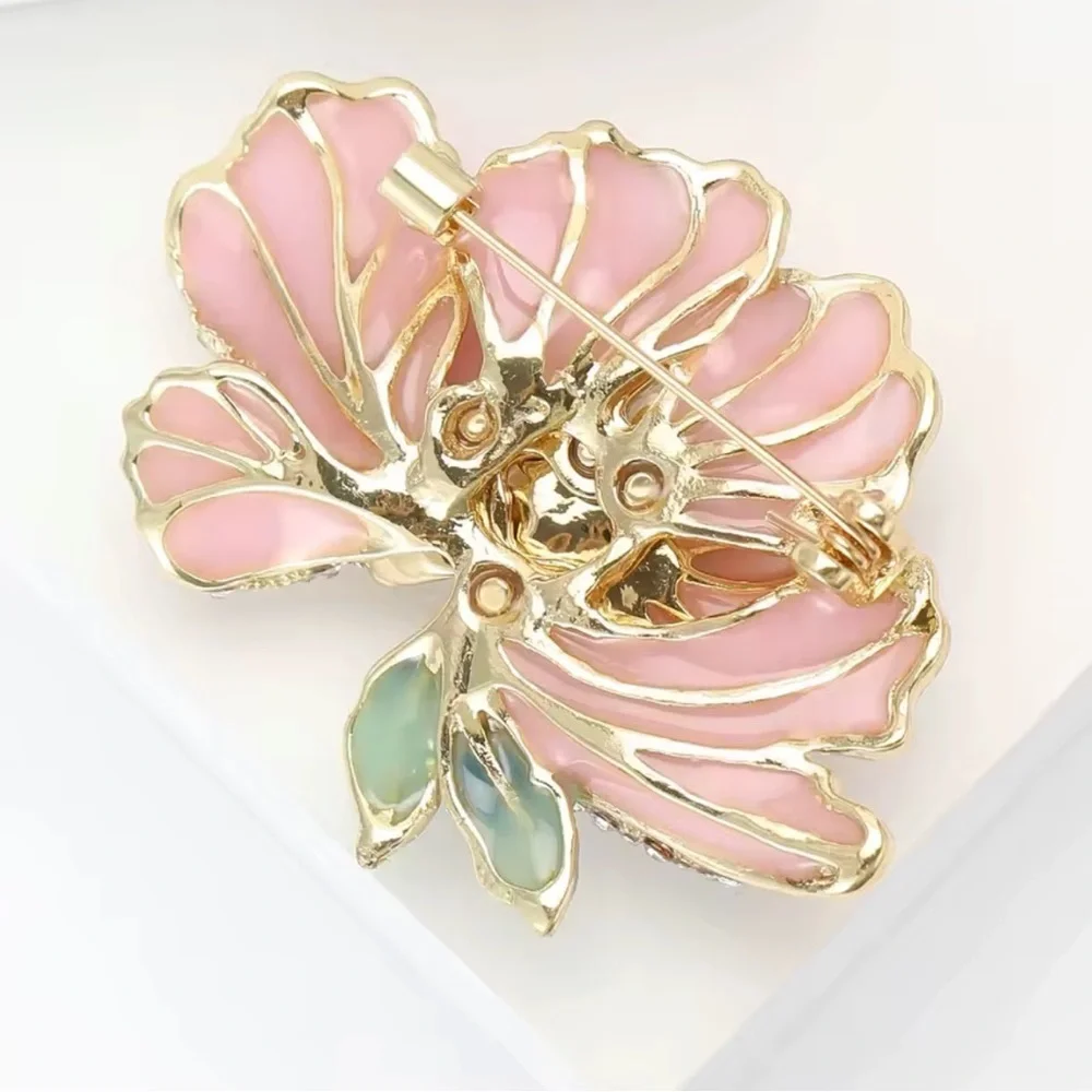 Blush Elegance Pearl & Crystal Floral Brooch